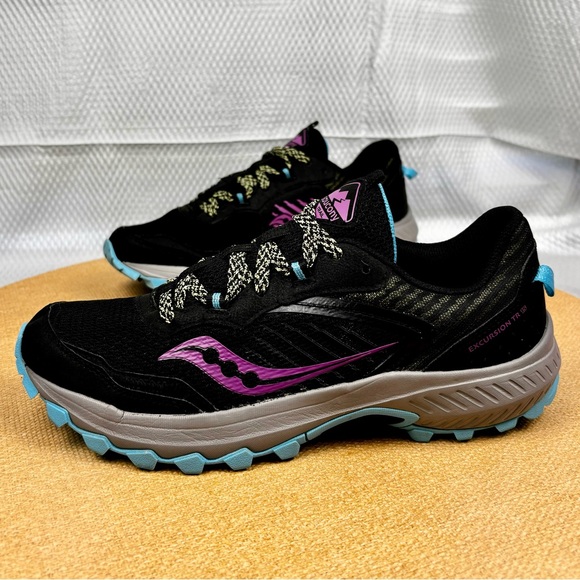 Saucony | Women’s Excursion TR15 Trail Shoes Black Purple | Size 9 - Picture 2 of 10